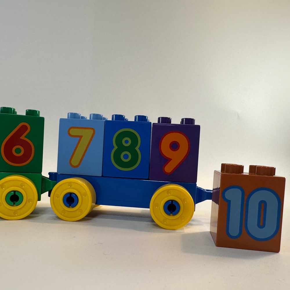 Lego Duplo Number Train with Boy‎ Minifigure Set 1-10 - Picture 3 of 6